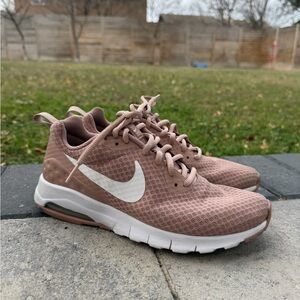 Nike Women's Pink Running Shoes